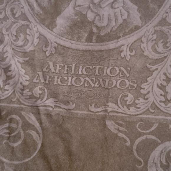 Affliction shirt - Picture 2 of 2